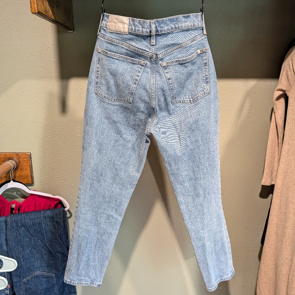 Everlane Cheeky Jean - Picture 2 of 4